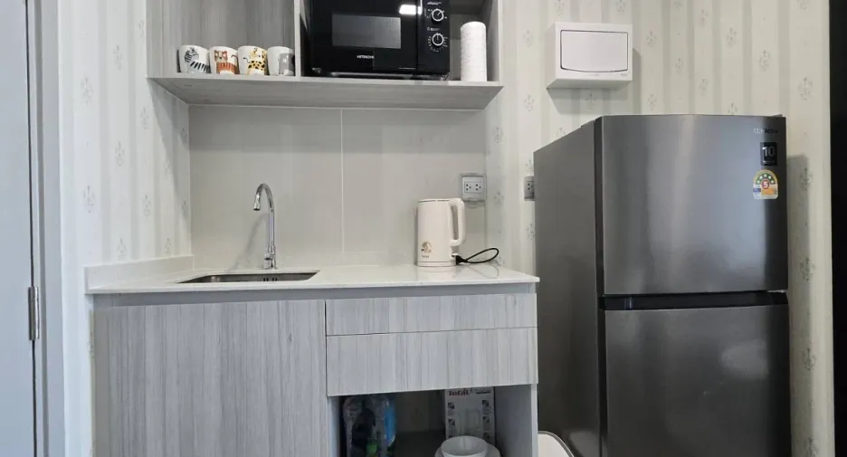 For rent 1 bed condo in Khlong Luang, Pathum Thani