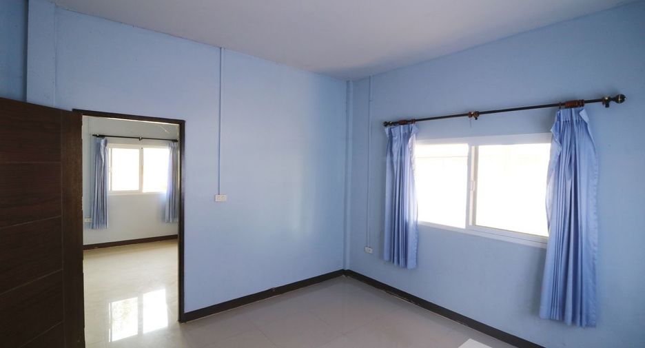 Local comercial en venta de 2 habitaciones en Non Sang, Nong Bua Lamphu