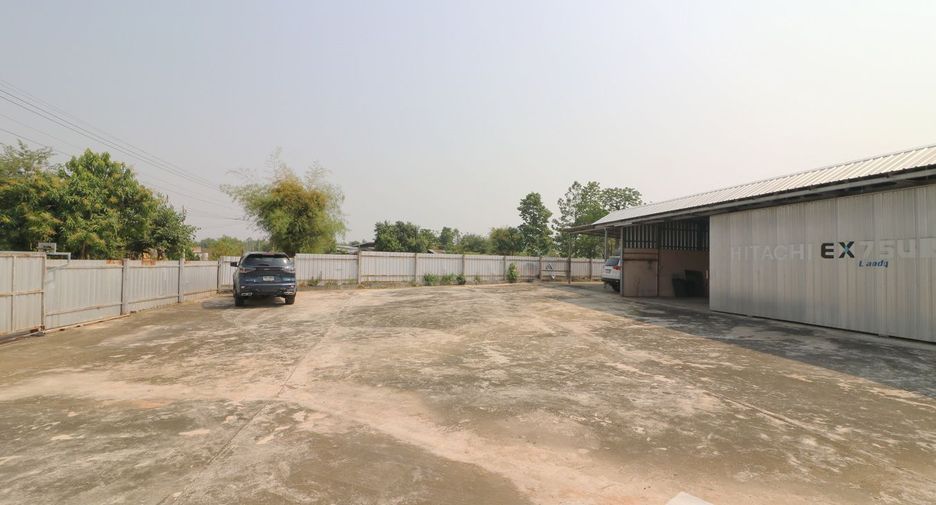 Local comercial en venta de 2 habitaciones en Non Sang, Nong Bua Lamphu