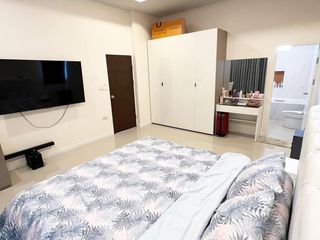 À vendre et à louer 3 chambres villa à Bang Lamung, Chonburi