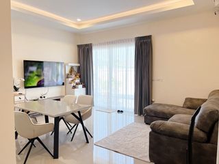 À vendre et à louer 3 chambres villa à Bang Lamung, Chonburi