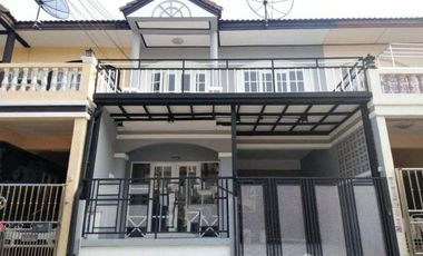 出售 3 卧室 联排别墅 在 Bang Phli, Samut Prakan