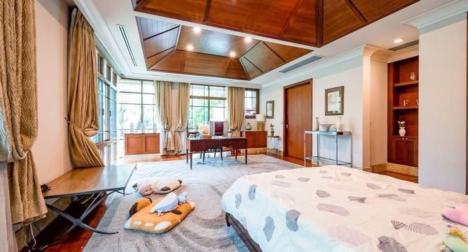 Haus zum Kauf und zur Miete mit 5 Zimmer in Watthana, Bangkok