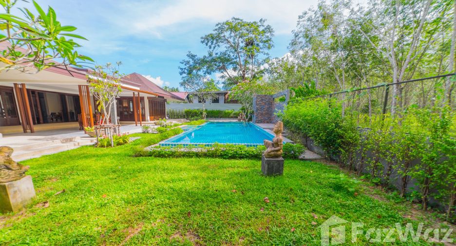 À vendre et à louer 5 chambres villa à Thalang, Phuket