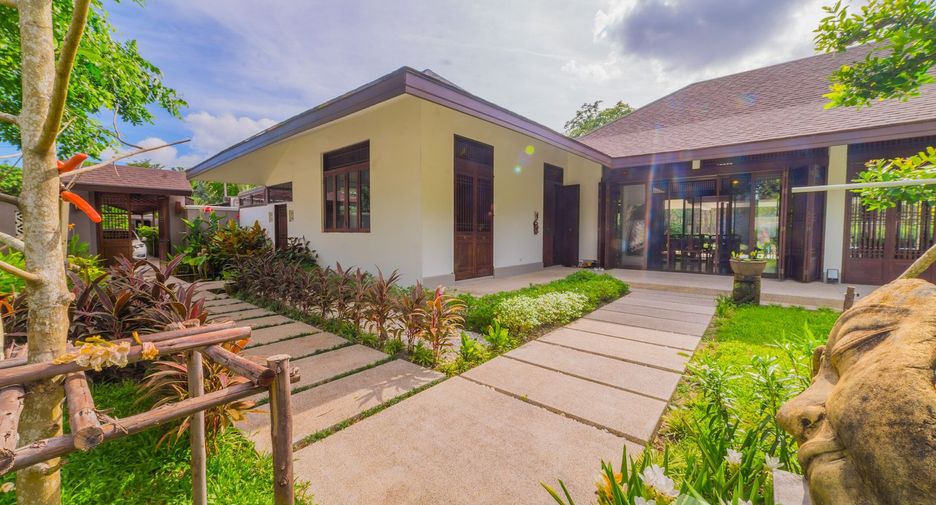 À vendre et à louer 5 chambres villa à Thalang, Phuket
