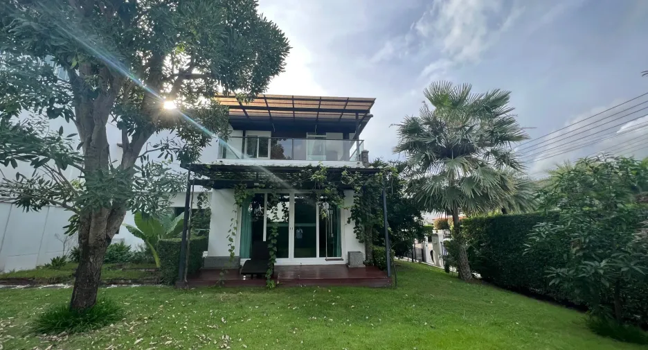 Casa en alquiler de 3 habitaciones en Mueang Phuket, Phuket
