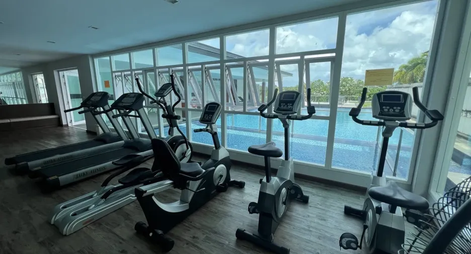 Casa en alquiler de 3 habitaciones en Mueang Phuket, Phuket