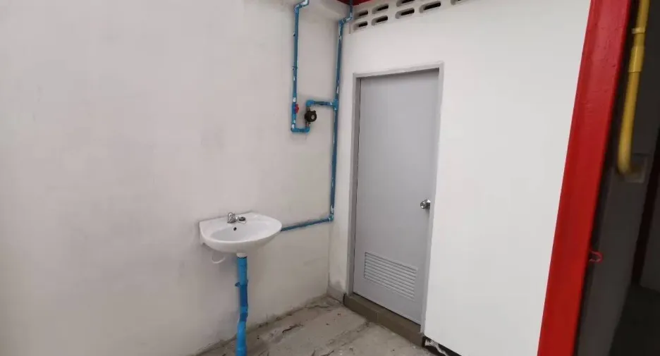 Casa en alquiler de estudio en Sai Noi, Nonthaburi