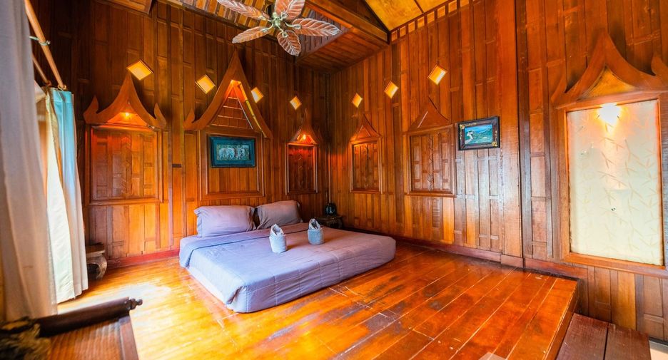 For sale 6 bedrooms villa in Bang Lamung, Chonburi