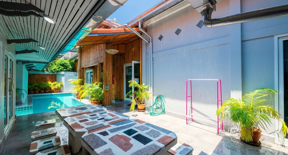For sale 6 bedrooms villa in Bang Lamung, Chonburi