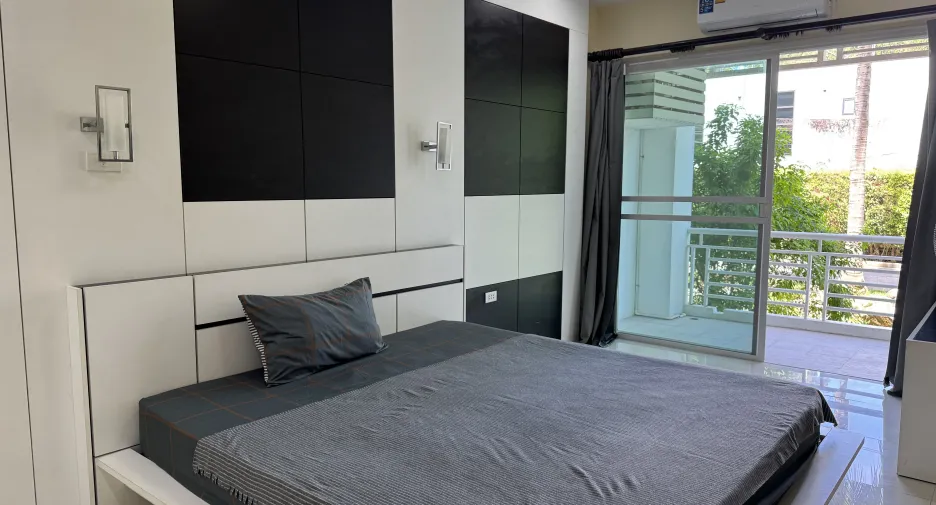 For sale 1 bed condo in Kathu, Phuket
