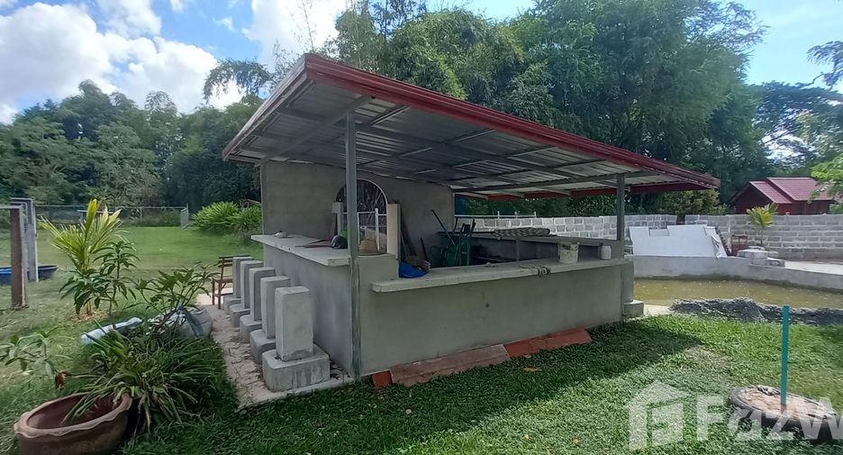 Hotel en venta de 12 habitaciones en Kumphawapi, Udon Thani