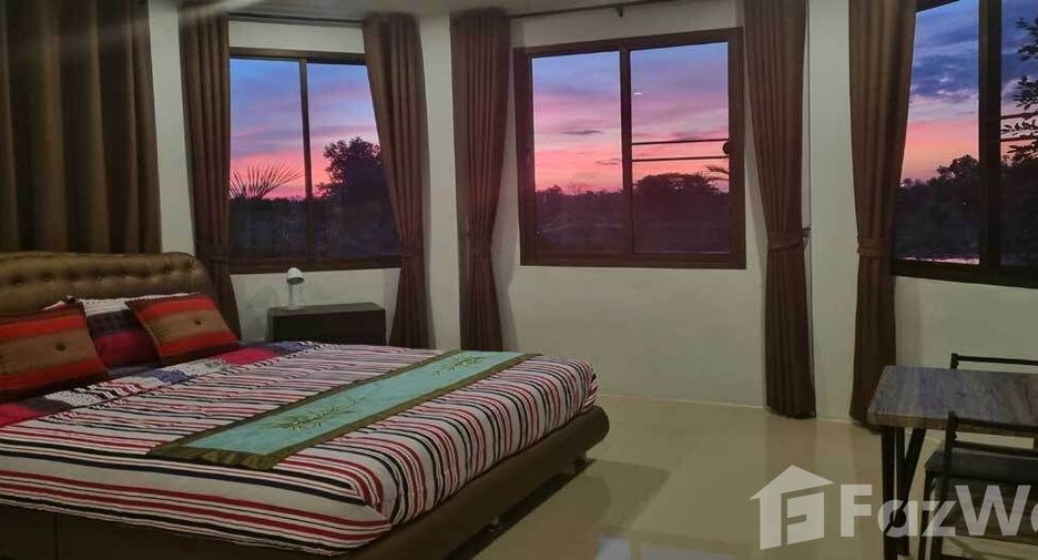 Hotel en venta de 12 habitaciones en Kumphawapi, Udon Thani