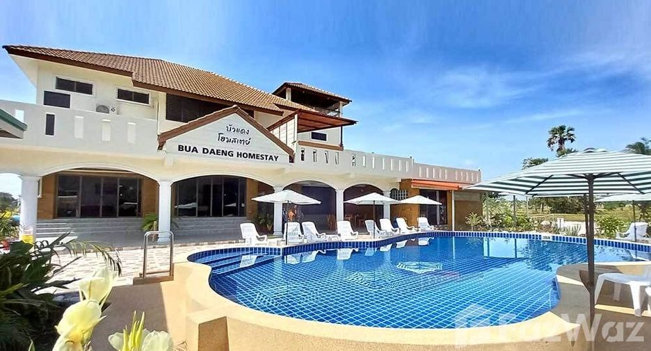 Hotel en venta de 12 habitaciones en Kumphawapi, Udon Thani