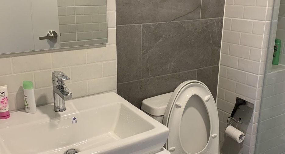 Продажа и аренда 1 кровать кондо в Банг Капи, Бангкок