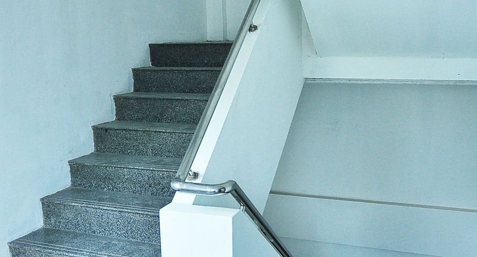 For sale and for rent 6 bedrooms retail Space in Bang Sue, Bangkok