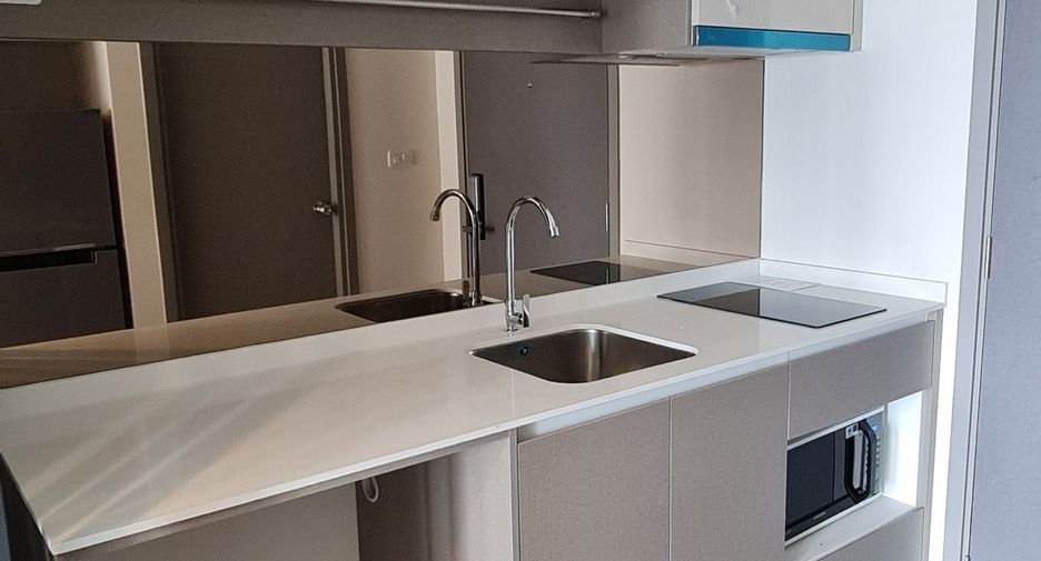 Wohnung zum Kauf und zur Miete mit Studio in Khlong San, Bangkok