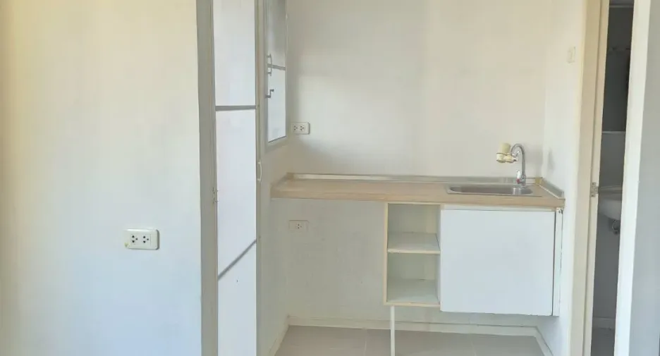 For rent studio condo in Mueang Chon Buri, Chonburi