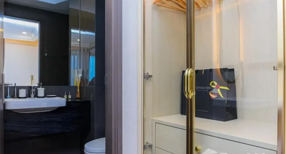 Wohnung zum Kauf und zur Miete mit 1 Zimmer in Bang Rak, Bangkok
