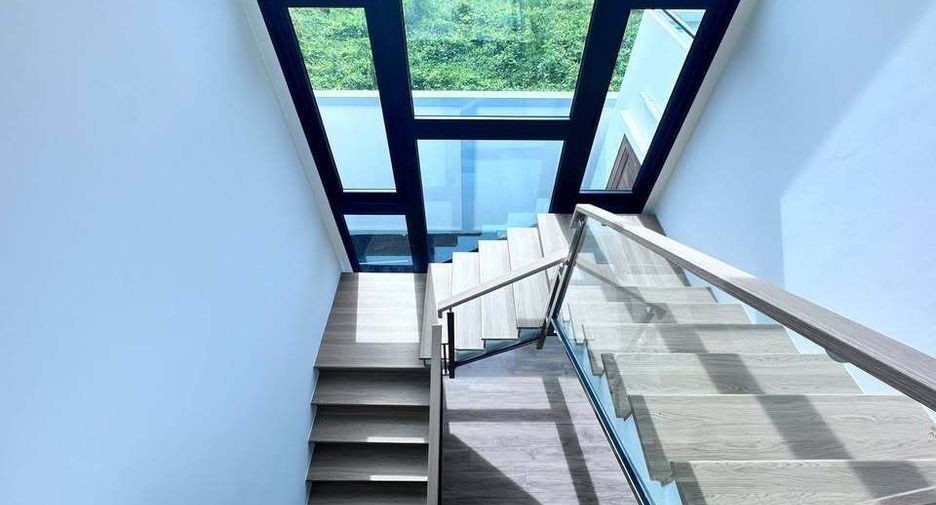 Villa zum Kauf mit 5 Zimmer in Thalang, Phuket