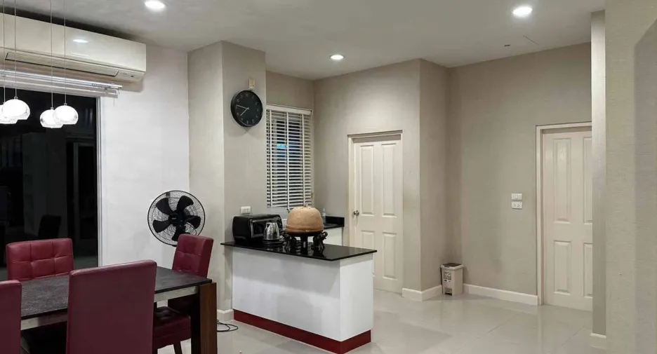 For sale 4 bedrooms house in Bang Kruai, Nonthaburi