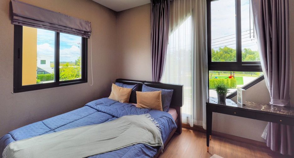Casa adosada en venta de 3 habitaciones en Bang Pa-in, Phra Nakhon Si Ayutthaya