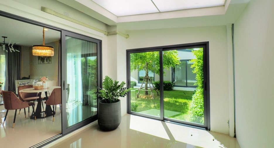 Casa adosada en venta de 3 habitaciones en Bang Pa-in, Phra Nakhon Si Ayutthaya