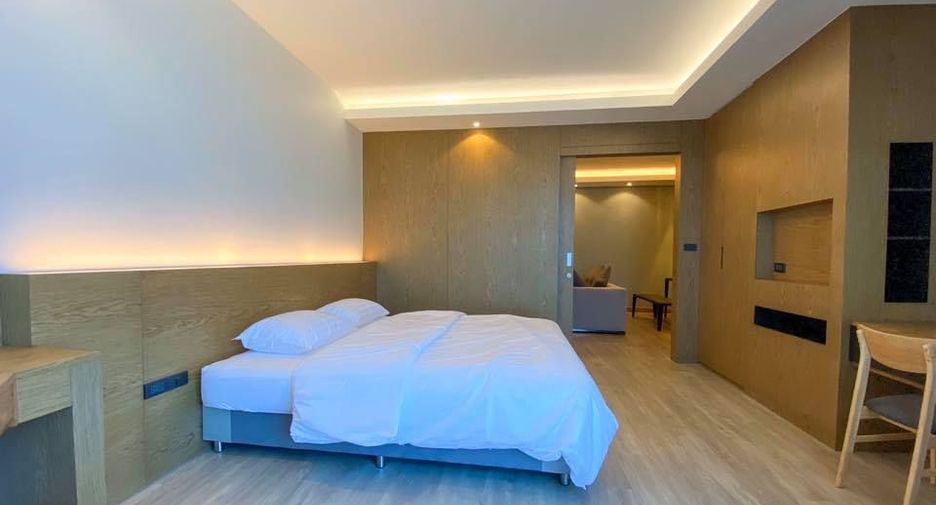 For sale and for rent 3 bedrooms condo in Bang Na, Bangkok