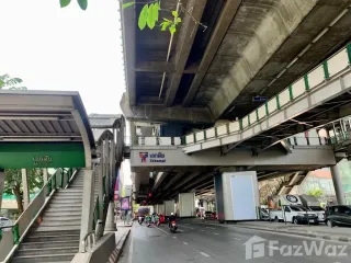 À vendre 3 chambres maison à Khlong Toei, Bangkok