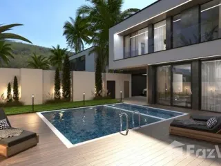 For sale 3 bedrooms villa in Thalang, Phuket
