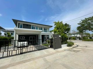 Продажа 4 спальни дом в Bang Phli, Самутпракан