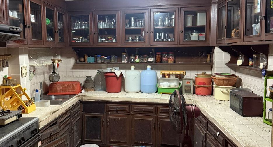 For sale 3 bedrooms townhouse in Bang Lamung, Chonburi
