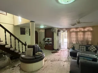 出售 3 卧室 联排别墅 在 Bang Lamung, Chon Buri