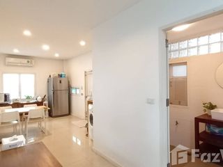 For sale 3 bedrooms house in Bang Kapi, Bangkok