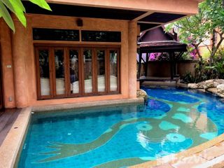 À vendre 4 chambres villa à Na Jomtien, Pattaya