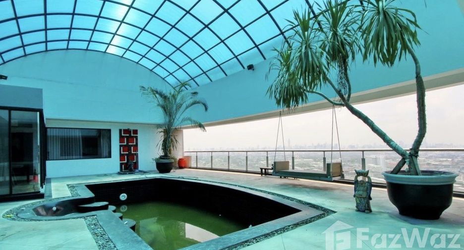 For sale 6 bedrooms condo in Bang Phlat, Bangkok
