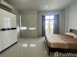 For rent 3 bedrooms townhouse in Mueang Phuket, Phuket