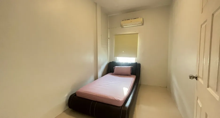For rent 3 bedrooms townhouse in Mueang Phuket, Phuket