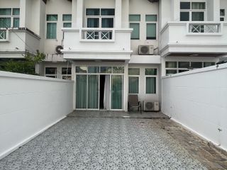 For Rent 3 Bedroom Townhouse In Mueang Phuket