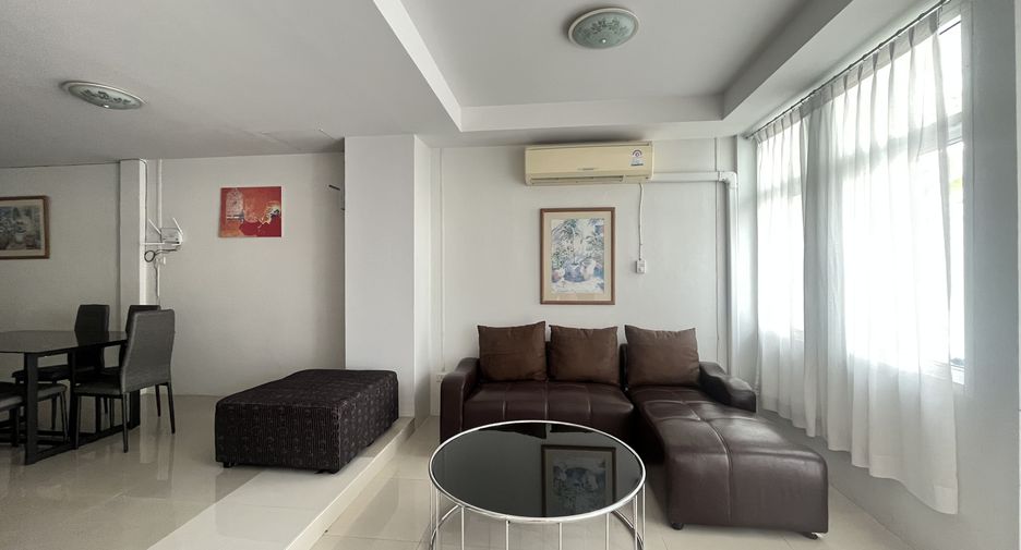 For rent 3 bedrooms townhouse in Mueang Phuket, Phuket