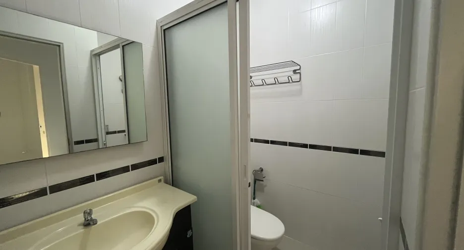 For rent 3 bedrooms townhouse in Mueang Phuket, Phuket