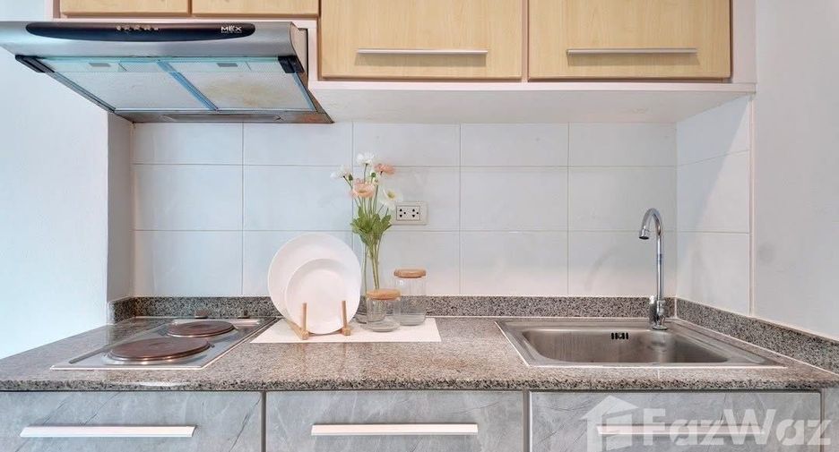 For sale 1 bed condo in Huai Khwang, Bangkok