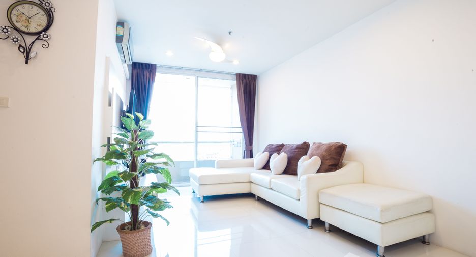 For sale 1 bed condo in Si Racha, Chonburi