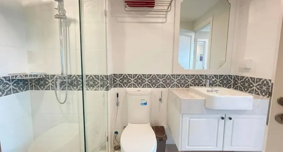 For sale and for rent 1 bed condo in Bang Lamung, Chonburi
