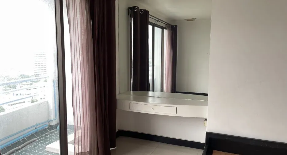 For sale 1 bed condo in Chatuchak, Bangkok