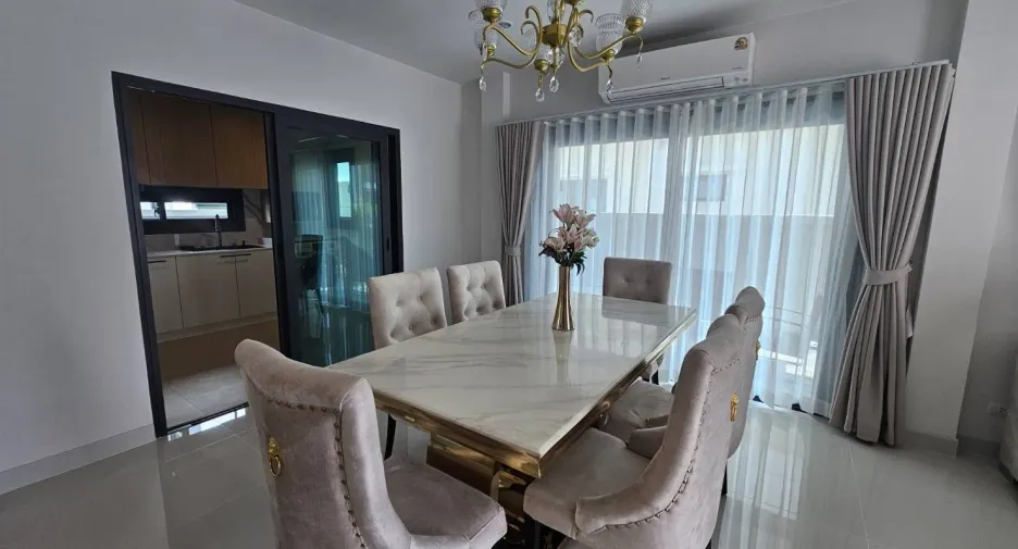 出售 和 出租 4 卧室 独立屋 在 Phuket Town, 普吉