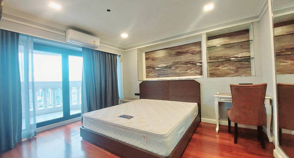 For sale 3 bedrooms condo in Bang Rak, Bangkok