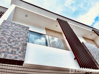 Casa adosada en venta de 2 habitaciones en Kathu, Phuket