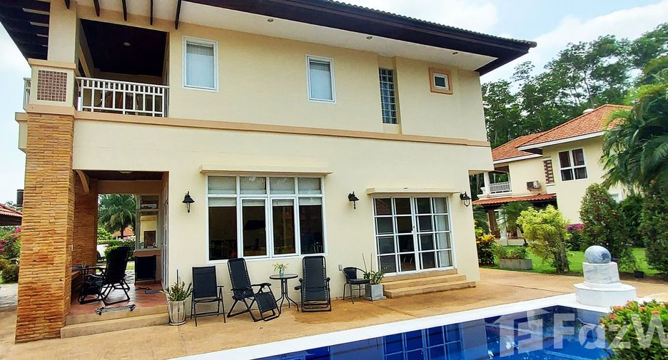 For sale 4 bedrooms villa in Klaeng, Rayong