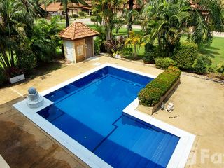 Villa en venta de 4 habitaciones en Klaeng, Rayong